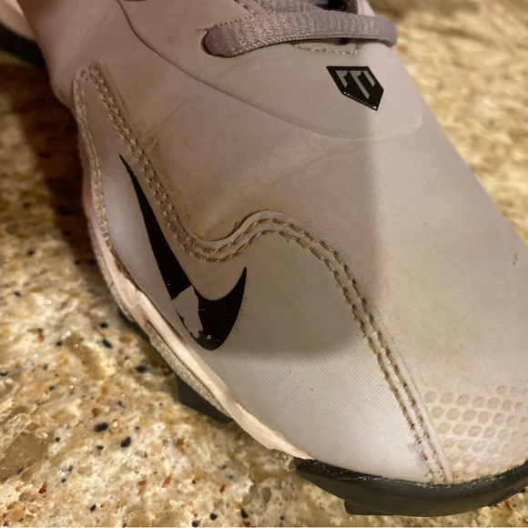 Nike Mike Trout Baseball Cleats - Light Gray and Black - Picture 10 of 10